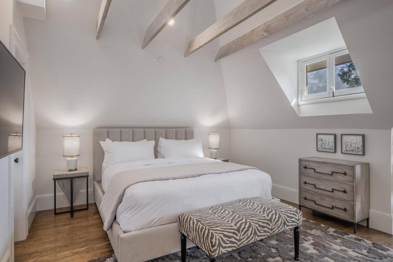 The George - Luxury Boutique Bed and breakfast